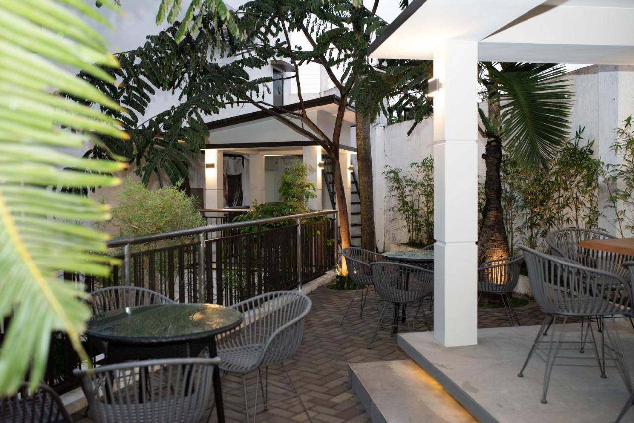 Hotel Areca Legazpi Exteriér fotografie