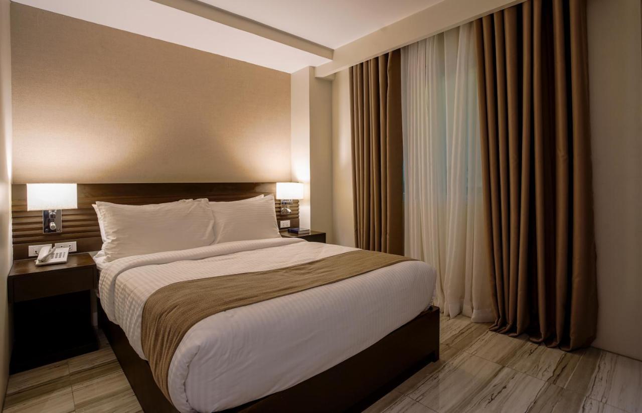 Hotel Areca Legazpi Exteriér fotografie