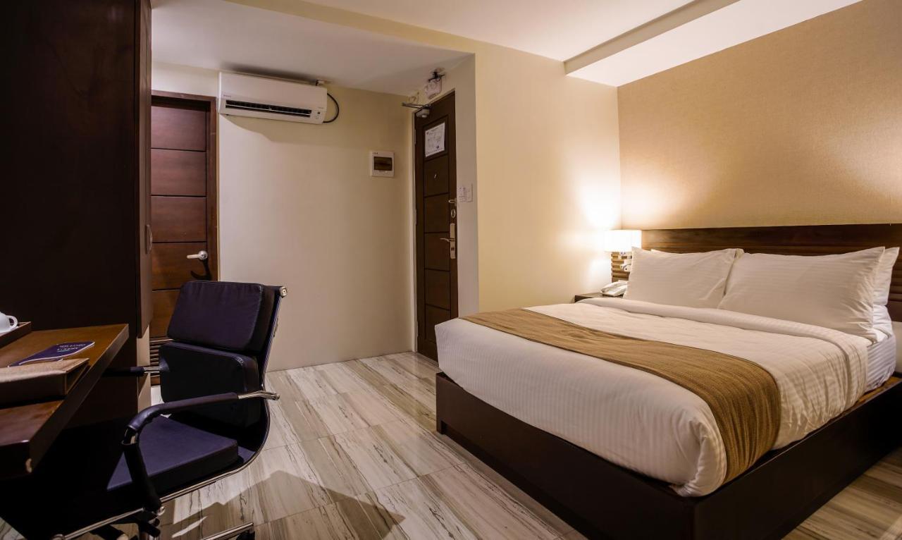 Hotel Areca Legazpi Exteriér fotografie