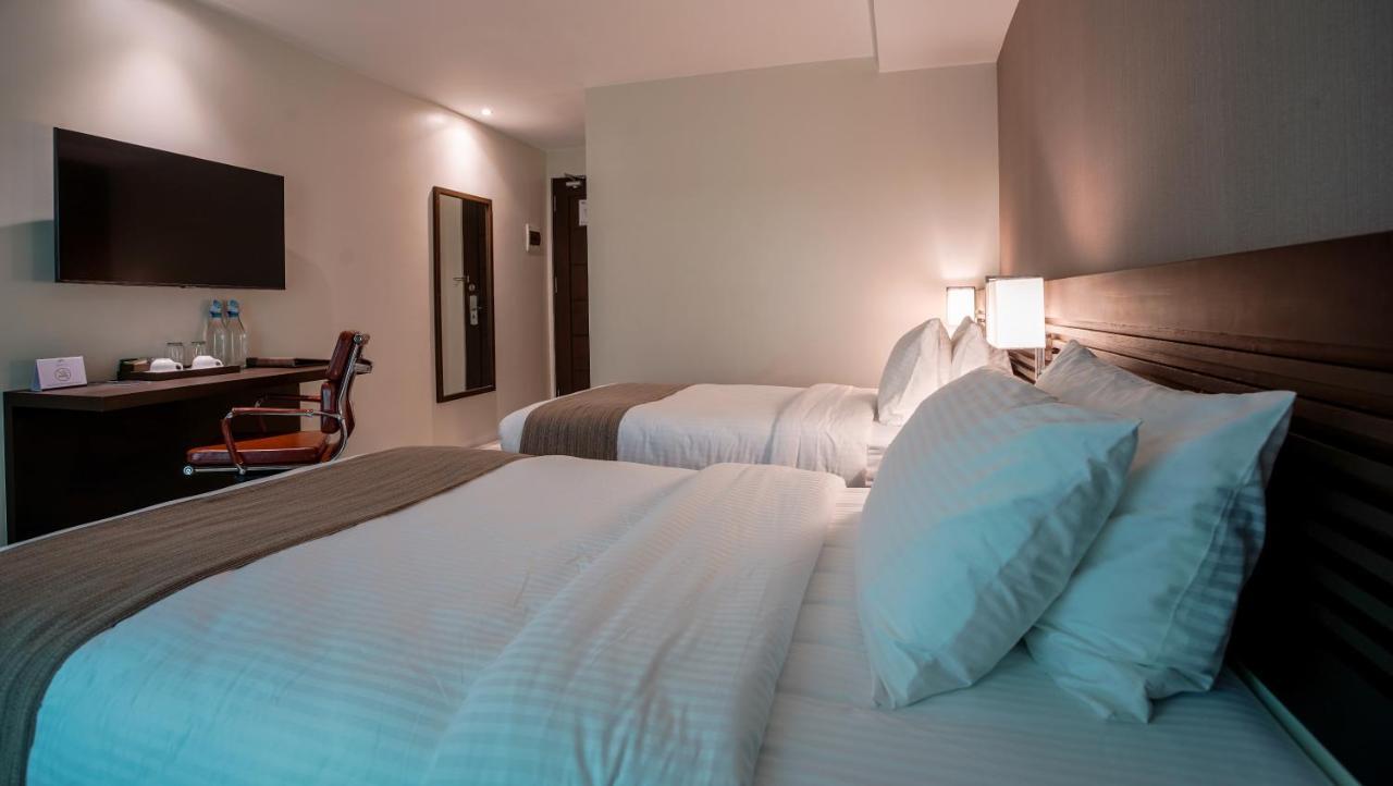 Hotel Areca Legazpi Exteriér fotografie