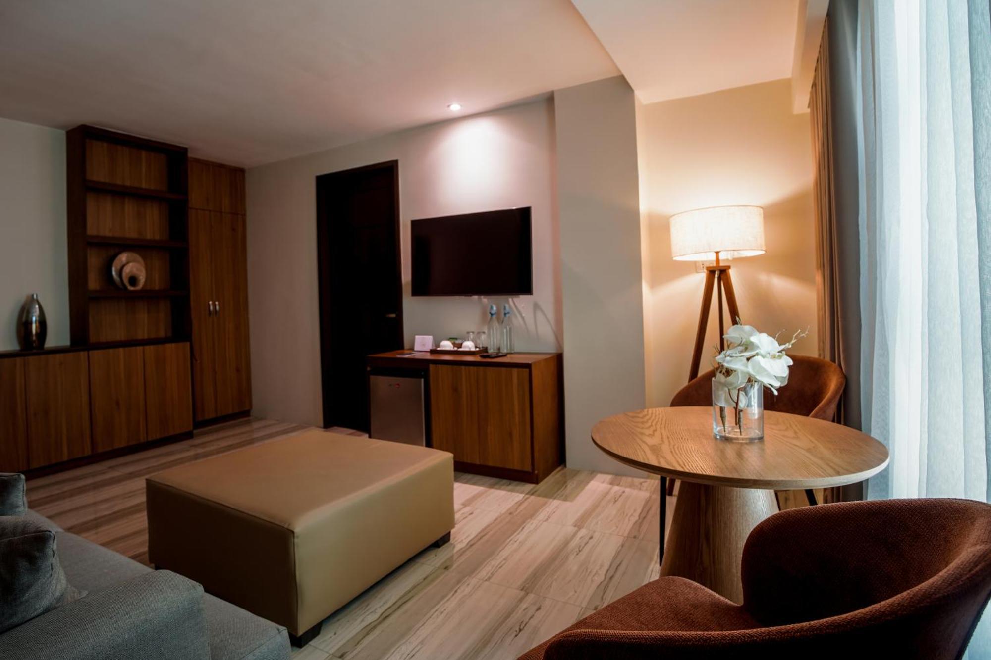 Hotel Areca Legazpi Exteriér fotografie